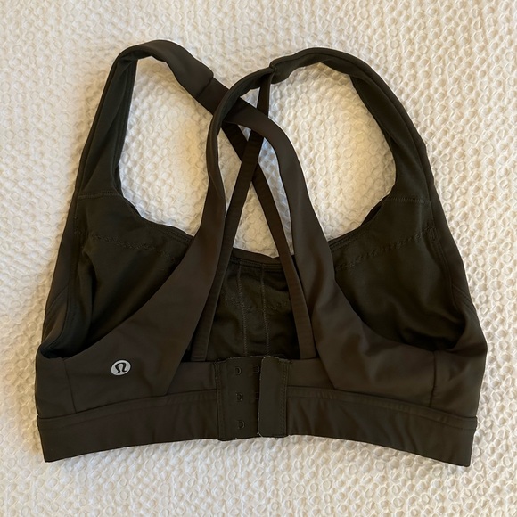 Cross back adjustable sports bra - Picture 2 of 2